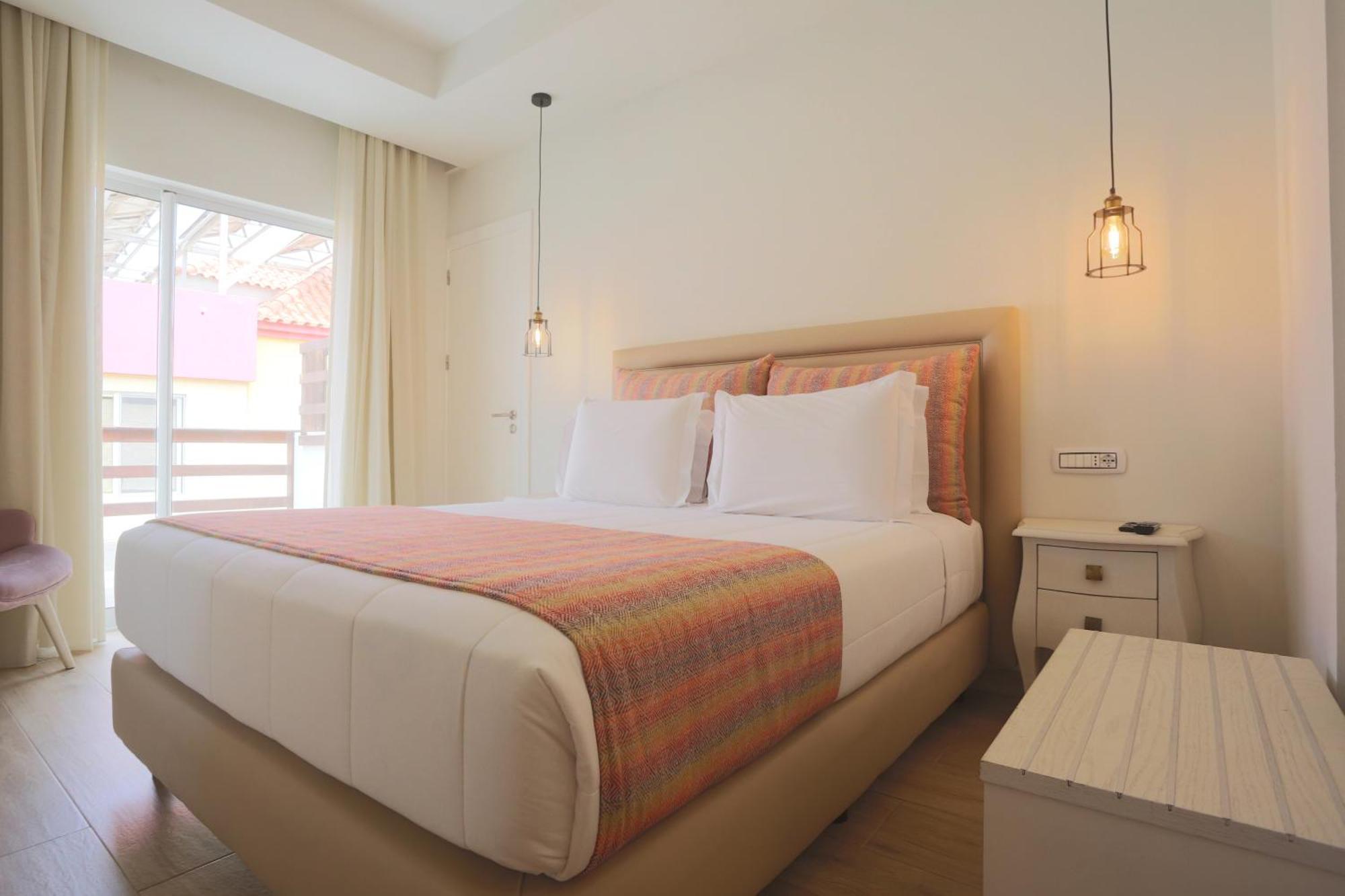 Santa Cruz Boutique Hotel Мінделу Екстер'єр фото